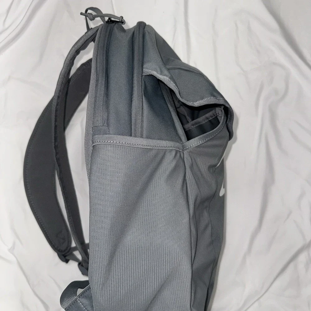 Nike Academy Team Backpack 30L Cool Grey White Storm Fit  DV0761 065  W/Cover
